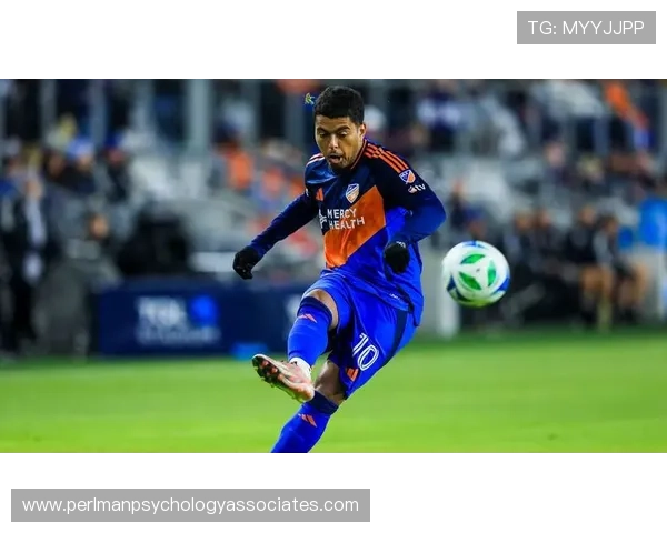 英超MVP评选揭晓，众球星表现引发关注与讨论