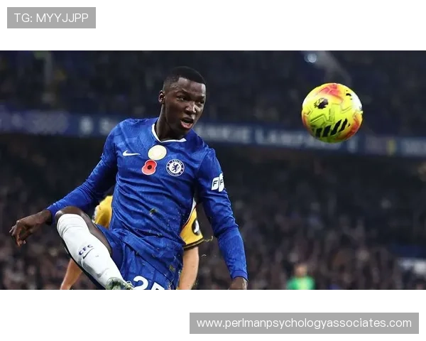 切尔西体系漏洞再现，一场失利暴露防守与中场衔接问题