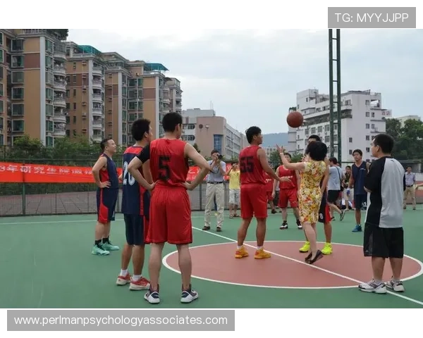 篮球底线发球规则详解，你需要了解这些要点！